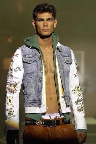 💫2DSQUARED2💫